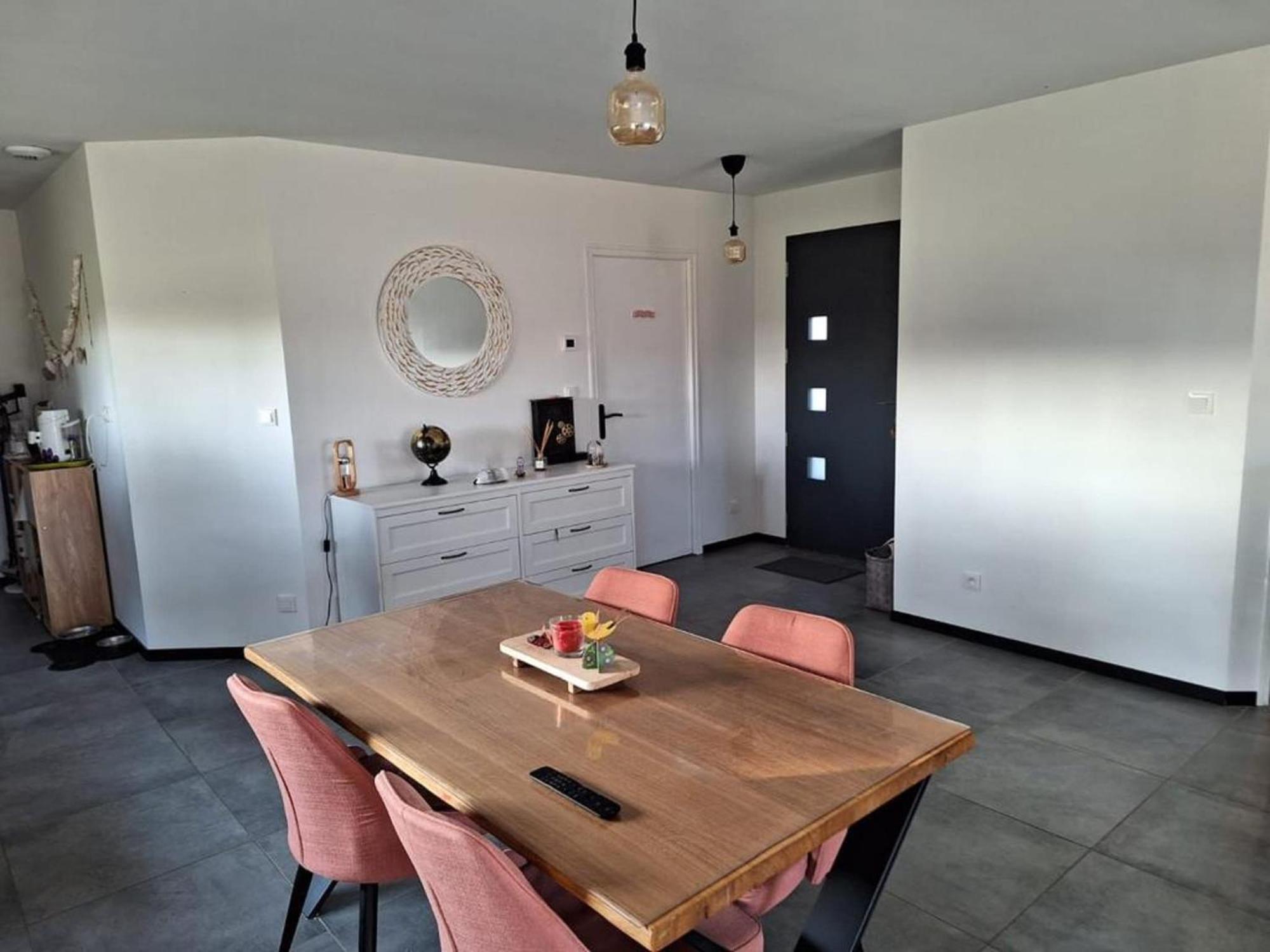 Saint-Germain-sur-Ay Attractive Holiday Home Near The Normandy Beach מראה חיצוני תמונה