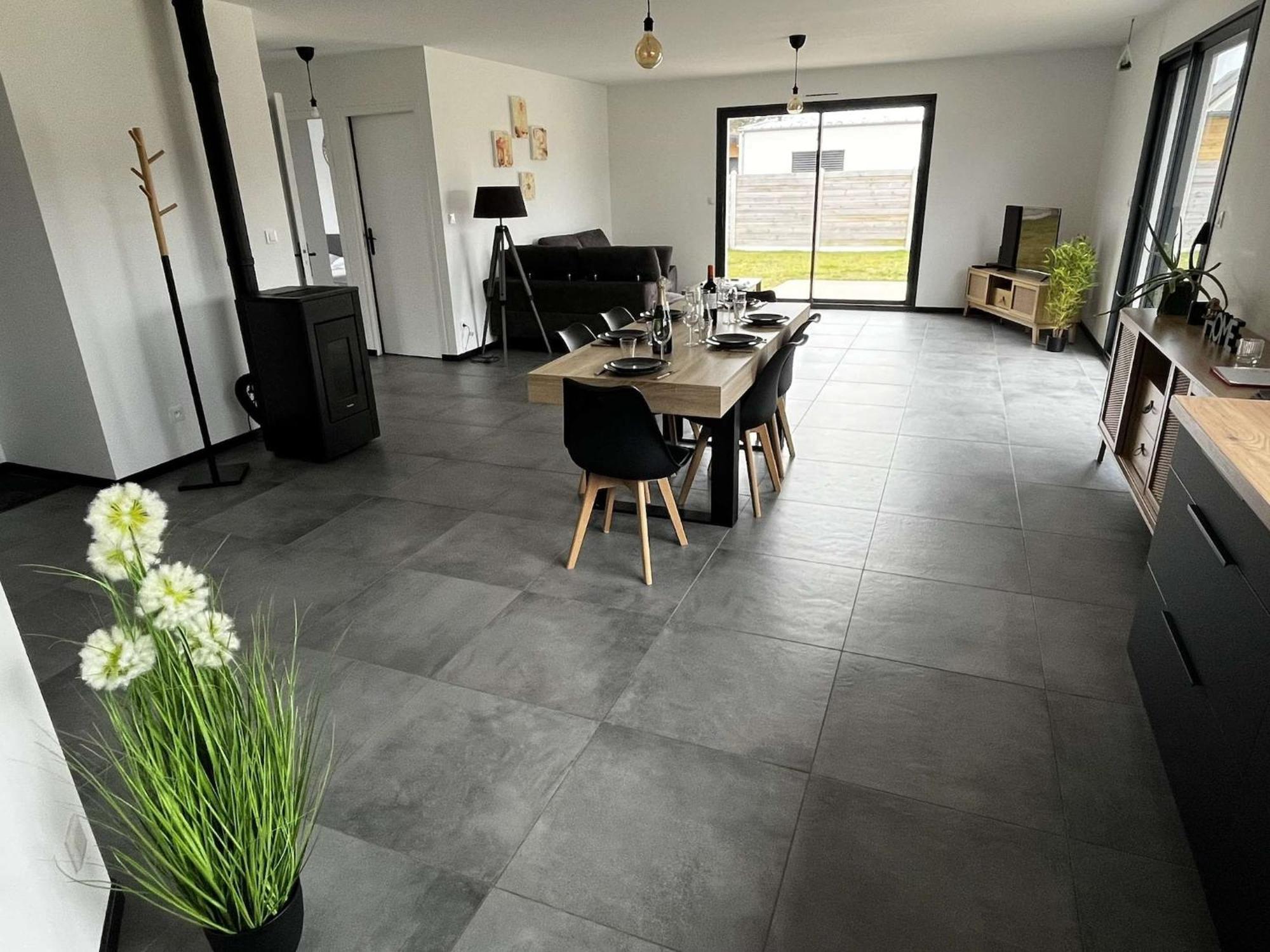Saint-Germain-sur-Ay Attractive Holiday Home Near The Normandy Beach מראה חיצוני תמונה